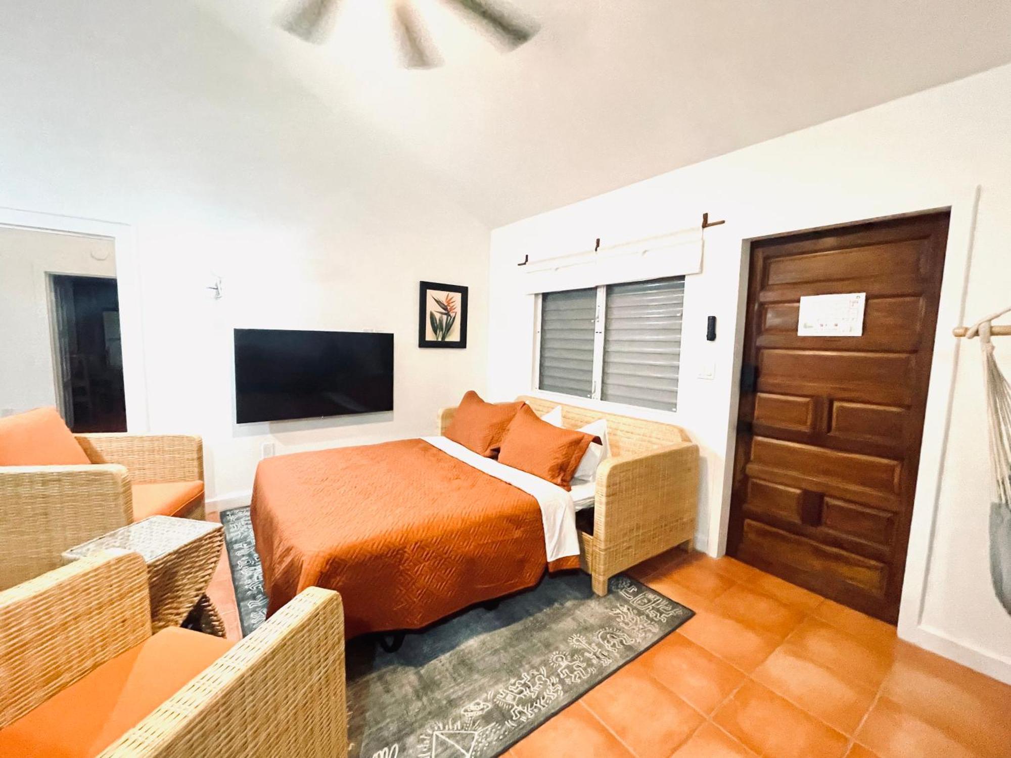 Alux House Ξενοδοχείο Placencia Εξωτερικό φωτογραφία